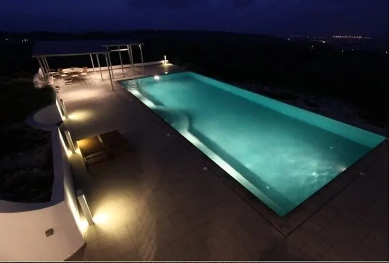 Armou Residence — view 2