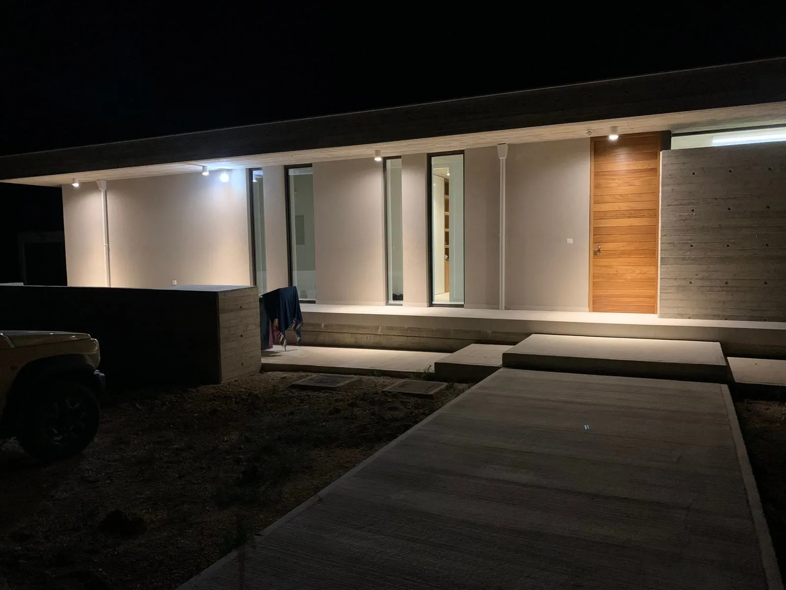 Aris Residence — view 3