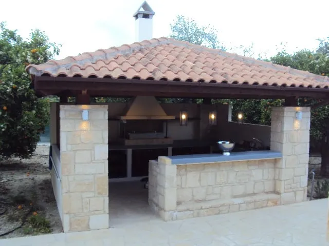Nektarios & Denise Residence — view 10